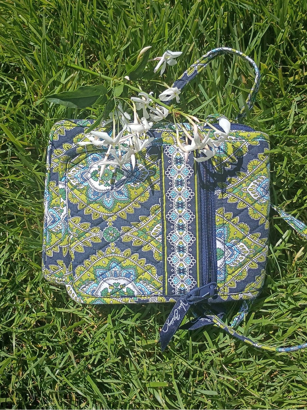 Vera Bradley Navy and Green Paisley Quilted Wristlet Crossbody